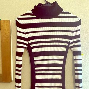 Turtle neck striped black and white shirt